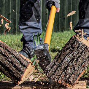 Roughneck 8lb Log Splitting Maul – Heavy Duty Wood Axe