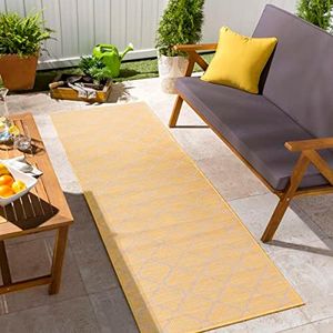 Mark&Day Outdoor Rugs, 2x7 Bussum Traditional Indoor/Outdoor Saffron Runner Area Rug, Non Shedding Yellow White Carpet for Patio, Porch, Deck, Bedroom, Living Room or Kitchen (2'6" x 7'3" Runner)