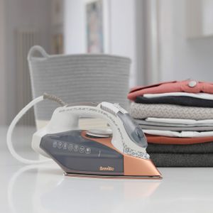 Breville DiamondXpress Steam Iron – 3100W, Diamond Ceramic Soleplate, 400ml Tank, White/Rose Gold