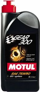 Motul Gear 300 Fully Synthetic Gearbox Oil - 75W90 1L (Pack of 4)