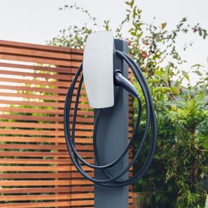 TESLA Wall Connector Type 2 EV Charger – 22kW, 7.3m Cable, Indoor/Outdoor