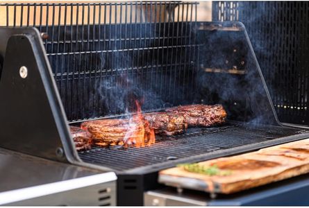 Masterbuilt Gravity Series 1050 Grill and Smoker – Charcoal BBQ