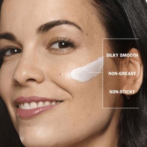 Olay Regenerist Day Face Cream SPF 30 – Anti-Wrinkle Moisturiser with Niacinamide & Peptides, 50ml