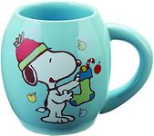 Vandor Peanuts Snoopy Holiday 18 oz Oval Mug