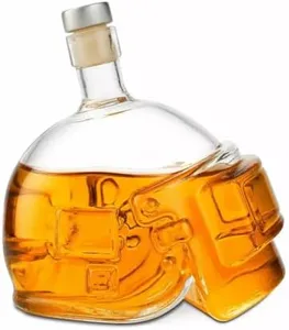 Battle Royale-Inspired Whiskey Decanter: Glass with Iconic Level 3 Helmet Design – Perfect for Gaming Enthusiasts, Unique Barware Gift