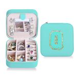 VigorVaul Small Jewelry Box for Q Initial Jewelry Case,Travel Essentials for Women, Birthday Gifts for Mom Friends Her Bridesmaids Teen Girls Teenage