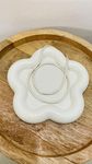 TREETRUNK® Flower shaped tray | Aesthetic Tray | Minimalist Decor | Jewellery Trinket Tray | Minimalist organizer | Multipurpose (15.1×14.7 ×1.7cm) (Off White)