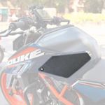 Saiga Parts Tank Grip for KTM Duke (Gen.3, Textured Rubber Black)