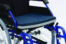 Drive Devilbiss Gel Cushion with 2 Inch Depth, 16 Inch X 18 Inch