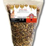 Chicken Treat - Dried Insects and Seed Mix. 1 kg (2.2 Lbs) Ma Poule Express