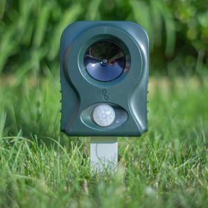 PestBye Battery Cat Repeller – Motion Sensor Animal Deterrent