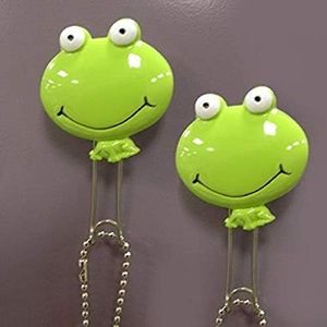 Wrapables Animal Shape Wall Hook(Set of 2)- Frog