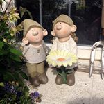 Bill and Beryl Elves standing Daisy