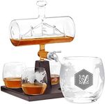 Maverton Personalised Whisky Decanter Brandy Rum Bourbon Whiskey Set - 4 Brandy Whisky Glasses with Engraving - Original 1000 ml Decanter Set with Ship Inside - Monogram