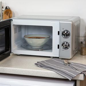 Russell Hobbs 17L Microwave – Silver Compact Countertop Oven