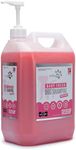 Baby Powder Dog Shampoo PRITTY PETS 5 LITRE Baby Fresh Dog Shampoo for Smelly Dogs - Professional PH Balanced, Cruelty Free, Vegan & Puppy Friendly Dog Grooming Shampoo - Made in the UK (5L with Pump)