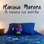 Gadgets Wrap Vinyl Hakuna Matata Wall Kids Room Decor Children Movie Inspirational Quote K3003 (60 Cm X 5 Cm, Multicolor)