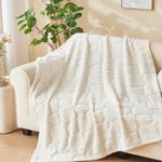 NEWCOSPLAY Super Soft Throw Blanket Ivory Love Premium Silky Flannel Fleece 3D Heart Checkered Lightweight Bed Blanket All Season Use (Ivory Love, Throw(50"x70"))