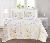 Great Bay Home 3-Piece Reversible Quilt Set with Shams. All-Season Bedspread with Floral Printed Pattern in Bright Colors. Helene Collection Brand. (Full/Queen, Yellow)