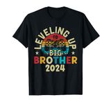 Levelling up to big brother 2024 gamer boys new sibling T-Shirt