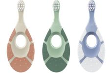 Jordan* ® | Step 1 Green Clean Baby Toothbrush | Sustainable Toddler Toothbrush for Age 0-2 Years Old | Bio Based Extra Soft bristles, 84% Recycled Handle, Soft Biting Ring | Pack 3 Units