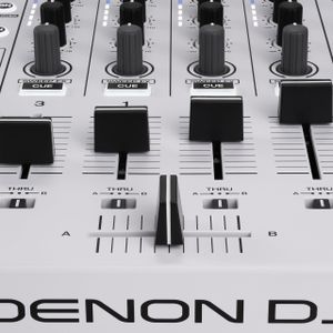 Denon DJ SC LIVE 4 White DJ Controller – 4-Deck Performance