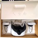 Oculus Quest 2 eigenständiges VR-Headset mit 2 Controllern, Weiß