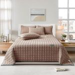 OKYUK Luxury Velvet Quilt Set King Size，Lightweight Velvet Comforter Set, Oversized Bedspread Coverlet Quilted Bedding Set, with 2 Matching Pillow Shams, for All Season (Coffe, 230 * 250cm)