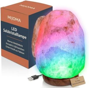 MIJOMA LED Salzkristalllampe – Salzlampe aus der Salt Range (Pakistan), 10x13 cm mit USB-Kabel (150 cm) – Naturstein Dekolampe für Entspannung & Wohlfühlatmosphäre (farbwechselnd)