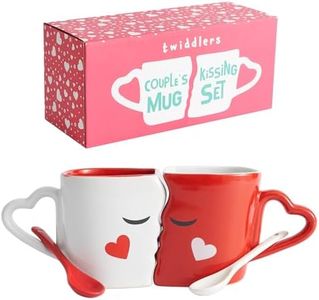 THE TWIDDLERS Juego de Tazas Besos con Caja de Regalo, Tazas Grandes a Juego para el Día de San Valentín, Aniversarios, Esposo y Esposa, Gres Cerámico sin Virutas - 8 x 9 cm