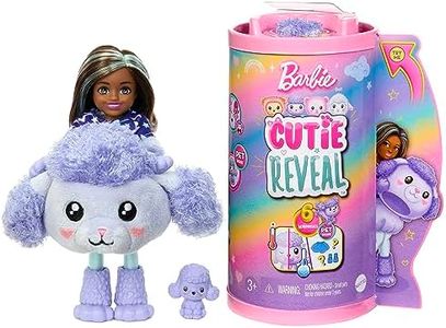 Barbie Chelsea Cutie Reveal Camisetas Cozy Caniche Disfraz Revela una muñeca articulada con Mascota y Accesorios Sorpresa de Moda, Juguete +3 años (Mattel HKR20)