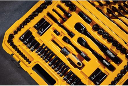DEWALT 184-Piece Socket Set – Comprehensive Mechanics Tool Kit