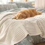 Bedsure ComfyFleece™ Waterproof Dog