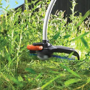 BLACK+DECKER Electric Strimmer, 700W Corded – 33cm Cutting Width, Auto Feed