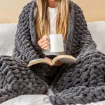 SAMIAH LUXE Chunky Knit Blanket Thr