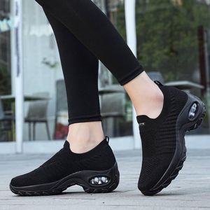 Women’s Slip-On Walking Shoes – Arch Support, Lightweight, Black, UK 6