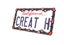 Creathome 3D Shining Daisy Heart License Plate Frame from Pure Zinc Alloy Metal Perfect Plate Holder, Matt Black with Red Glitter, Luminously Heart