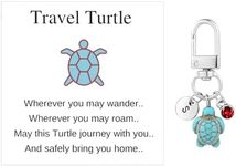 Travel Turtle Keychain, Cute Turtle Keyring with Red Gemstone & Encouragement Card Creative Name Initials Sea Turtle Pendants Good Luck Key Chain Gift for Family Friends (S)