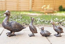 Garden Mile Set of 4 Resin Duck Ornaments Duck Family Novelty Garden Home Bronze Effect Outdoor Indoor Decoration for Home Patio Decking Pondside Standing Weatherproof