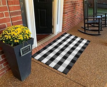 Levinis Buffalo Check Rug 3' x 5' - Retro Farmhouse Lattice Area Rugs - Black and White Checkered Plaid Rug for Front Porch/Kitchen/Bedroom, 35.4" x 59"