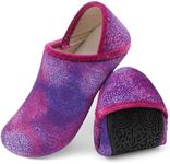 XIHALOOK Womens Mens Fuzzy Fleece Closed Back Indoor Slippers House Shoes for Travel & Indoors Purple Fireworks, 7-7.5 Women/5.5-6 Men