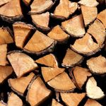 Kiln Dried Premium Fire Logs, 30 Kg OAK Firewood for Wood Burners, Stoves, Fireplaces & Home Fires, Hot and Long Burning Hardwood Logs, Packed in Recyclable Boxes