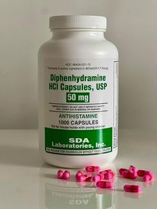 DIPHENHYDR