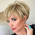 Queentas Short Blonde Wigs for Women Pixie Cut Layered Short Wig with Fringe Synthetic Hair for Ladies Wigs from UK(Mixed Blonde)