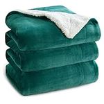 Bedsure Sherpa Wool Blanket & Sofa Blanket, Fluffy Throw Blanket, Thick Couch Blanket, Dark Green, 220 x 240 cm, XXL