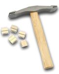 Footprint Scutch Hammer and Combs Set - Masonry/Bricklaying Tools. Double Ended. 5 Combs Included. Comfortable Hickory Handle. Essential Builders Hand Tools for a bricky/Bricklayer or Stone Mason.