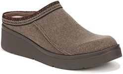 BZees Women's, Flagstaff Clog, Brown Fabric, 7 Wide