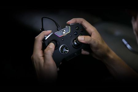 Razer Wolverine Ultimate Wired Gaming Controller – Xbox & PC, Chroma RGB, Black