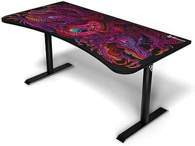 Arozzi Arena Bureau Gaming incurvé Ultra Large avec Tapis sur Toute la Surface, Support de Moniteur avec découpes et Filet de Gestion des câbles – [Crawling Chaos]