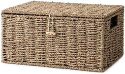 StorageWorks Seagrass Wicker Baskets for Organizing, Medium Wicker Basket with Lid, Decorative Basket with Built-in Handles, Towel Storage for Shelf, 1 Pack